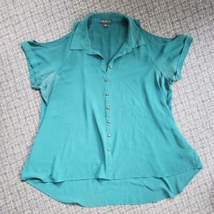 Cold shoulder button front